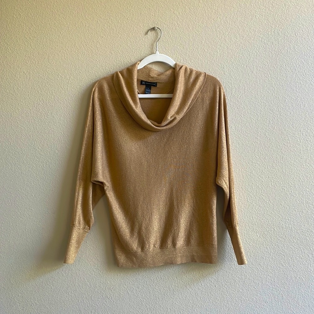 🩷INC, int’l concepts, long sleeve gold cowel neck sweater, shiny gold thread,S